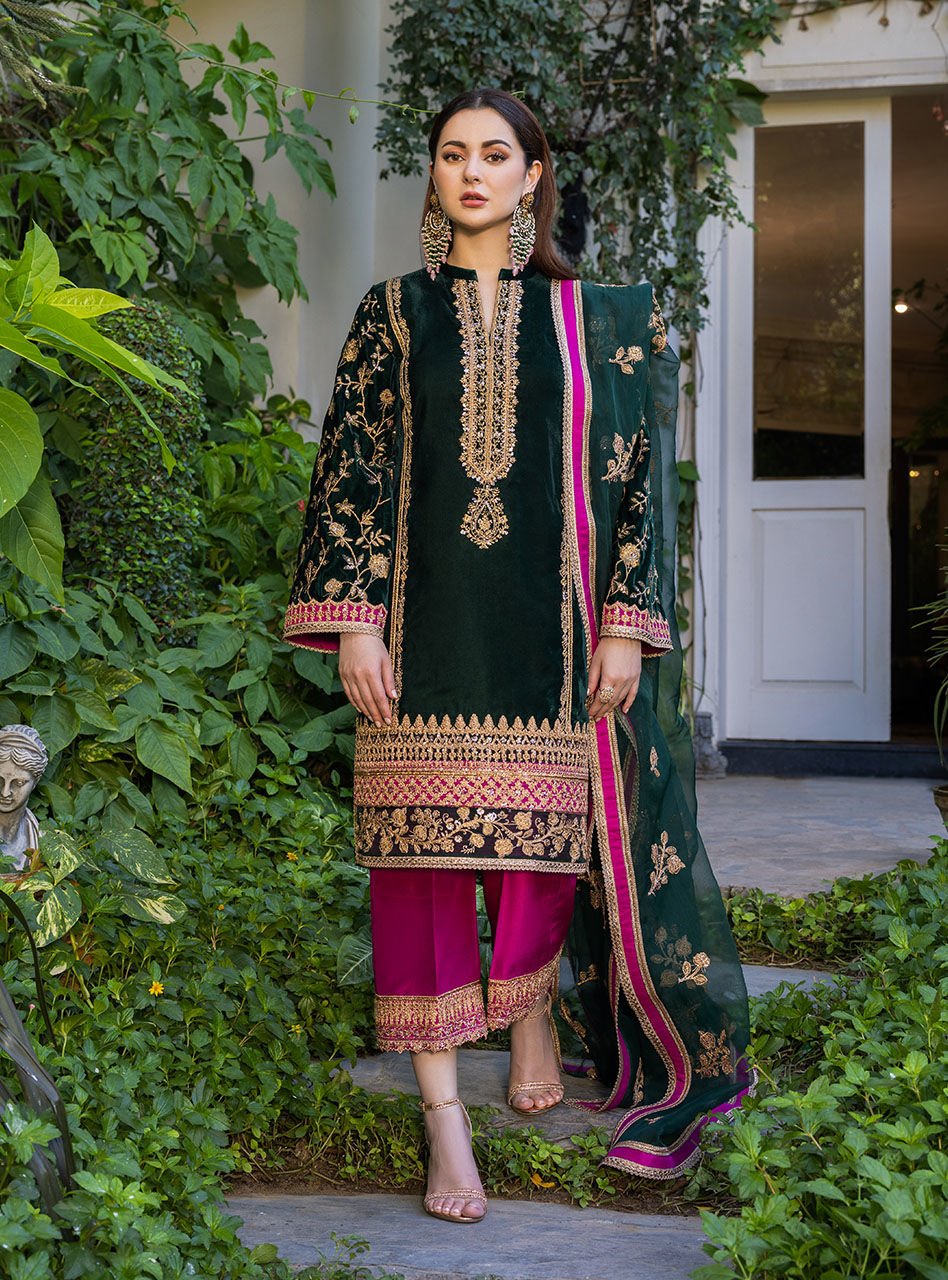 ZAINAB CHOTTANI EMBROIDERED VELVET COLLECTION