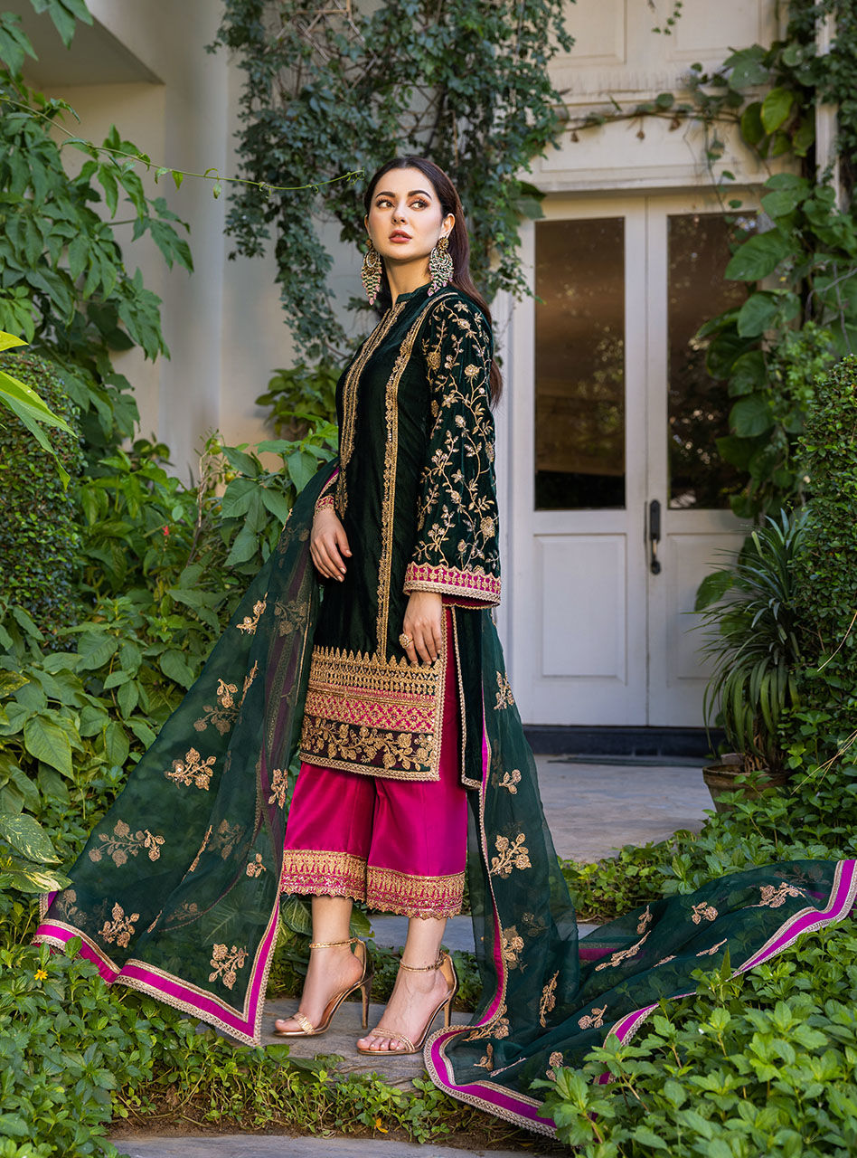 ZAINAB CHOTTANI EMBROIDERED VELVET COLLECTION