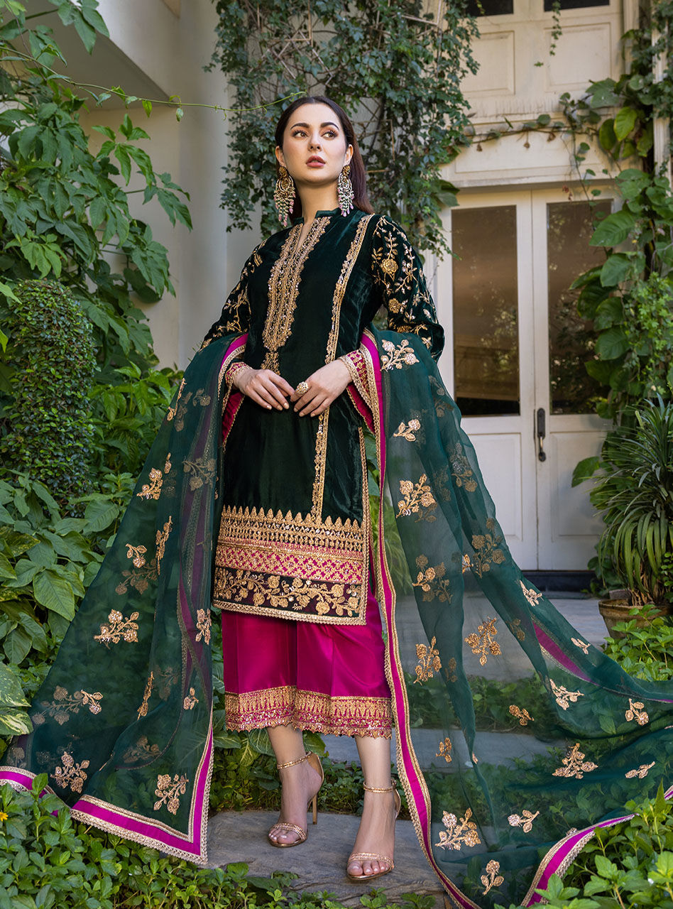 ZAINAB CHOTTANI EMBROIDERED VELVET COLLECTION