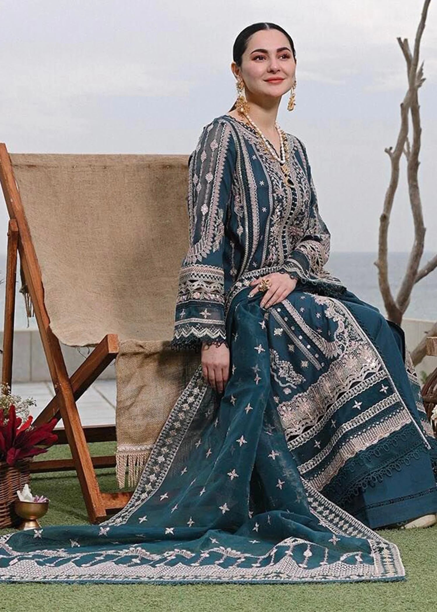 QALAMKAR LUXURY LAWN (Zahra)