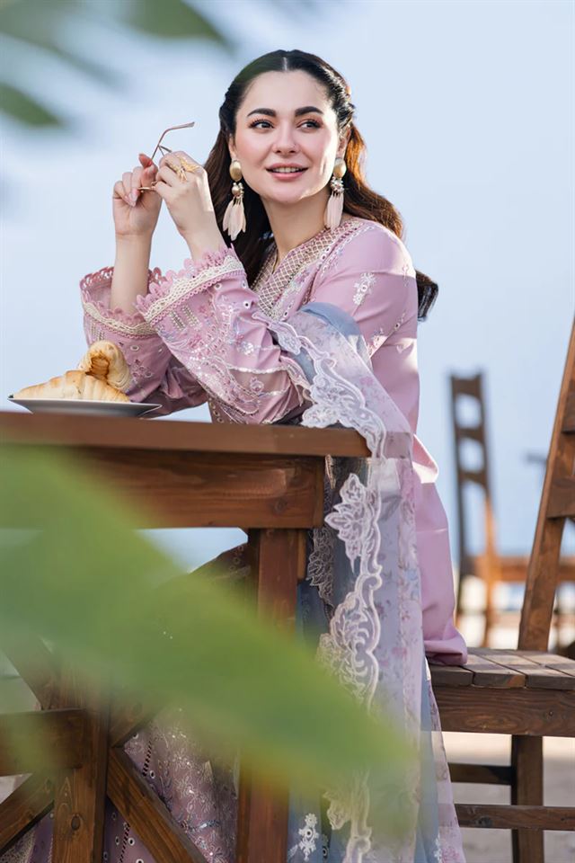 QALAMKAR SAHIL KINARE LUXURY LAWN24  (FP-10 LINA)