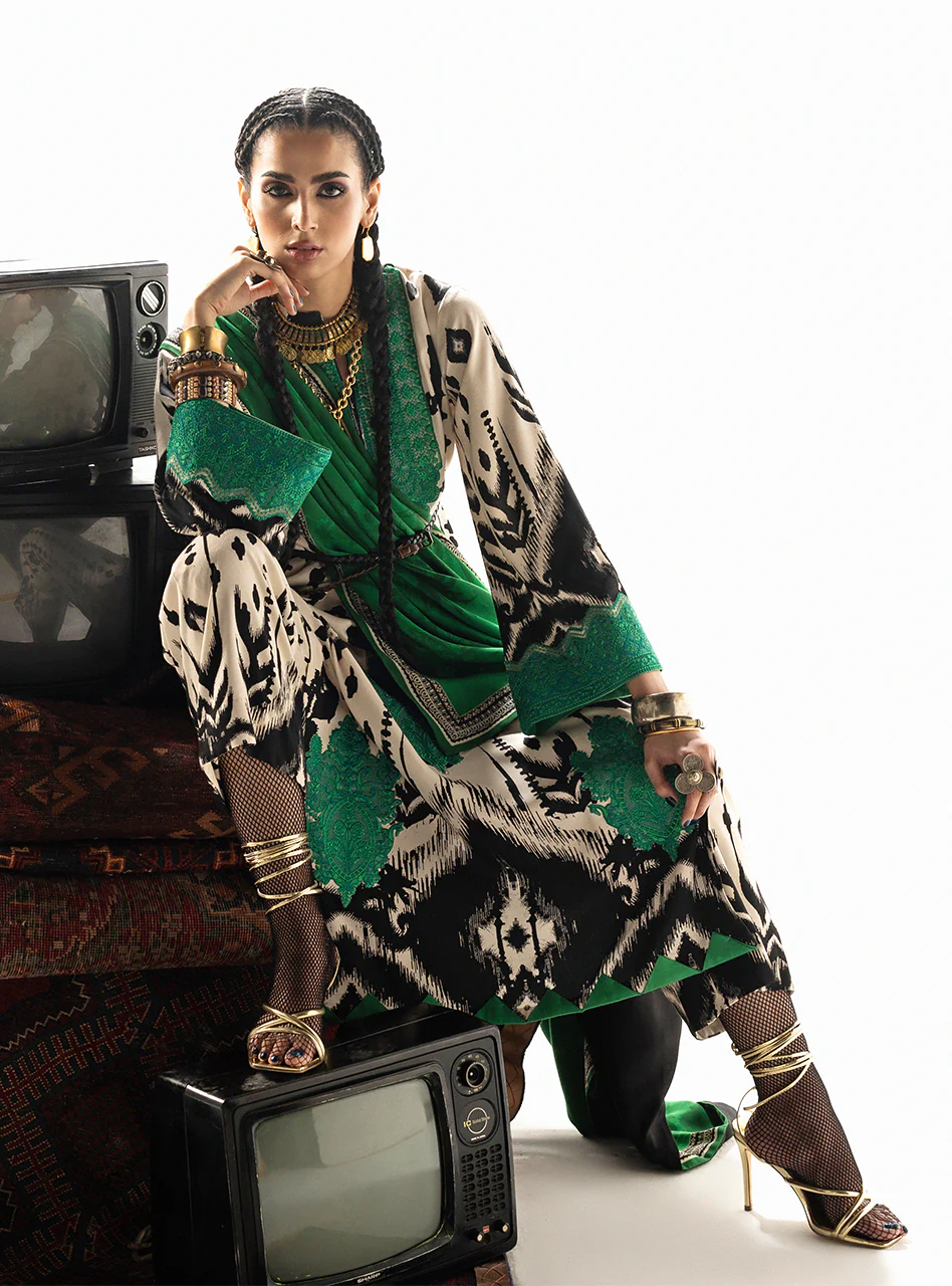 ZAINAB CHOTTANI UNSTITCHD LAWN COLLECTION