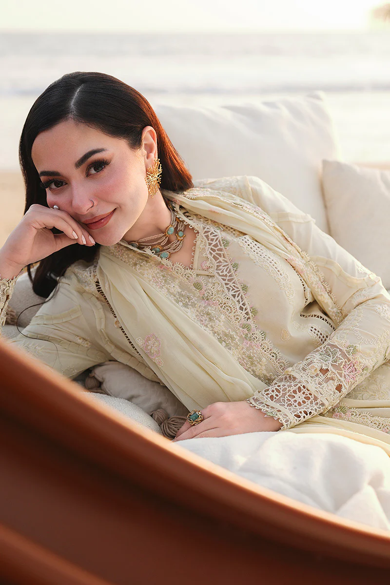 QALAMKAR LUXURY LAWN COLLECTION