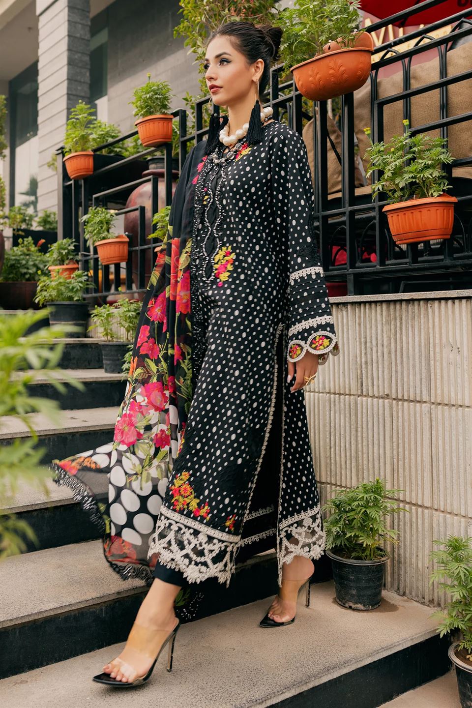 CHARIZMA LUXURY LAWN COLLECTION