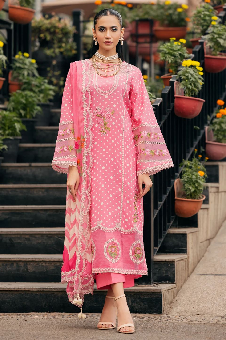 CHARIZMA LUXURY LAWN COLLECTION