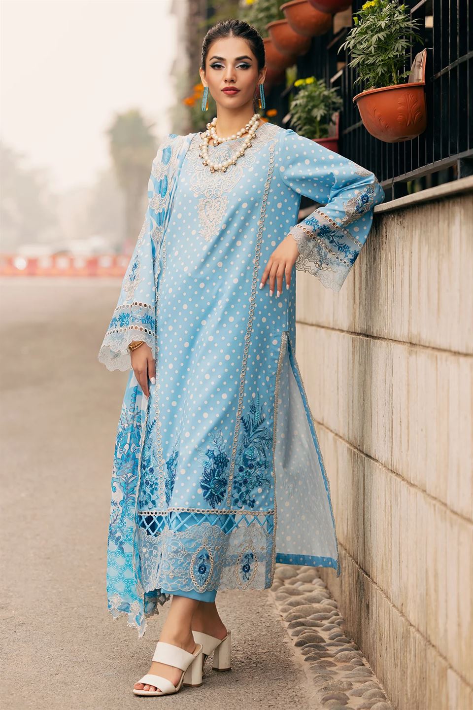 CHARIZMA LUXURY LAWN COLLECTION
