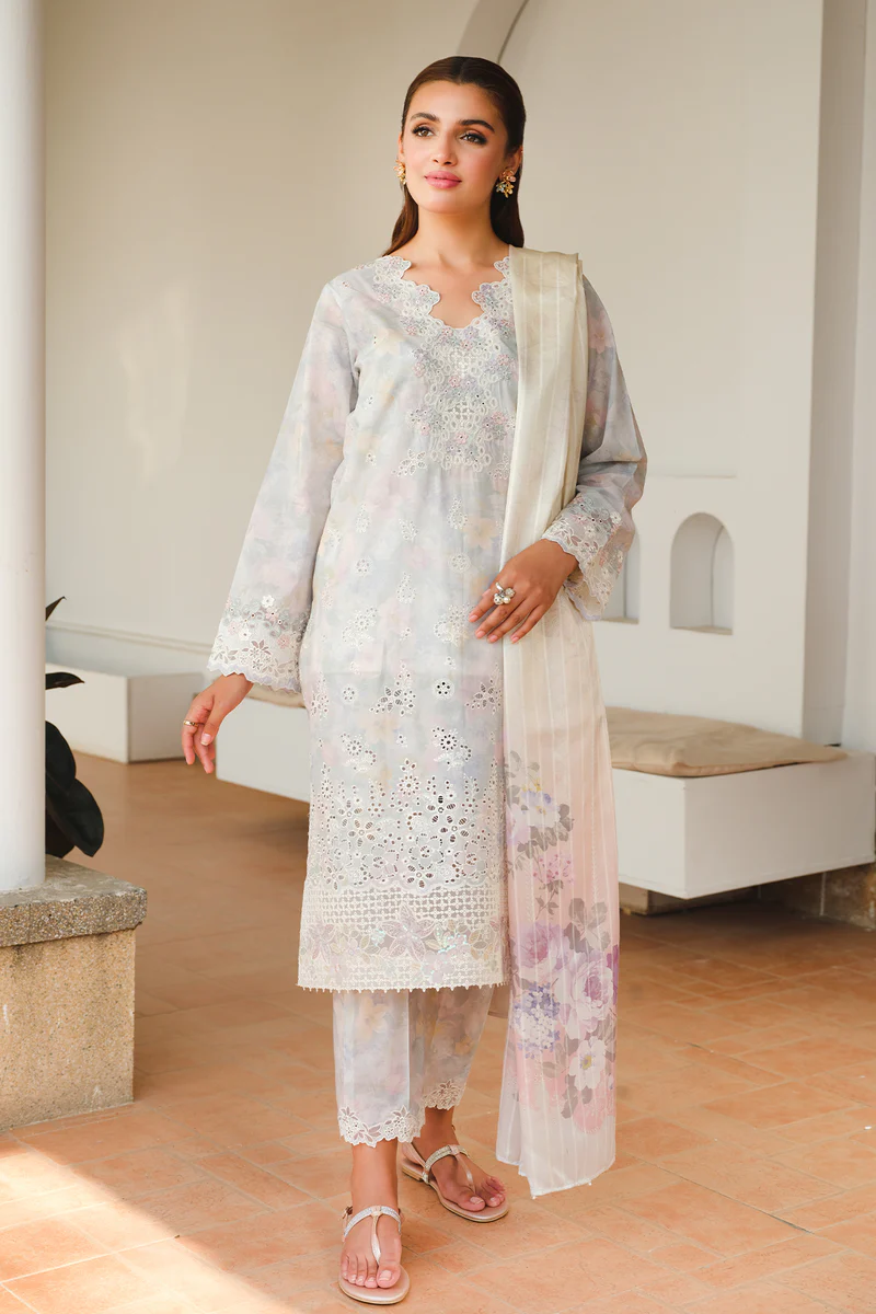 BAROQUE LAWN COLLECTION