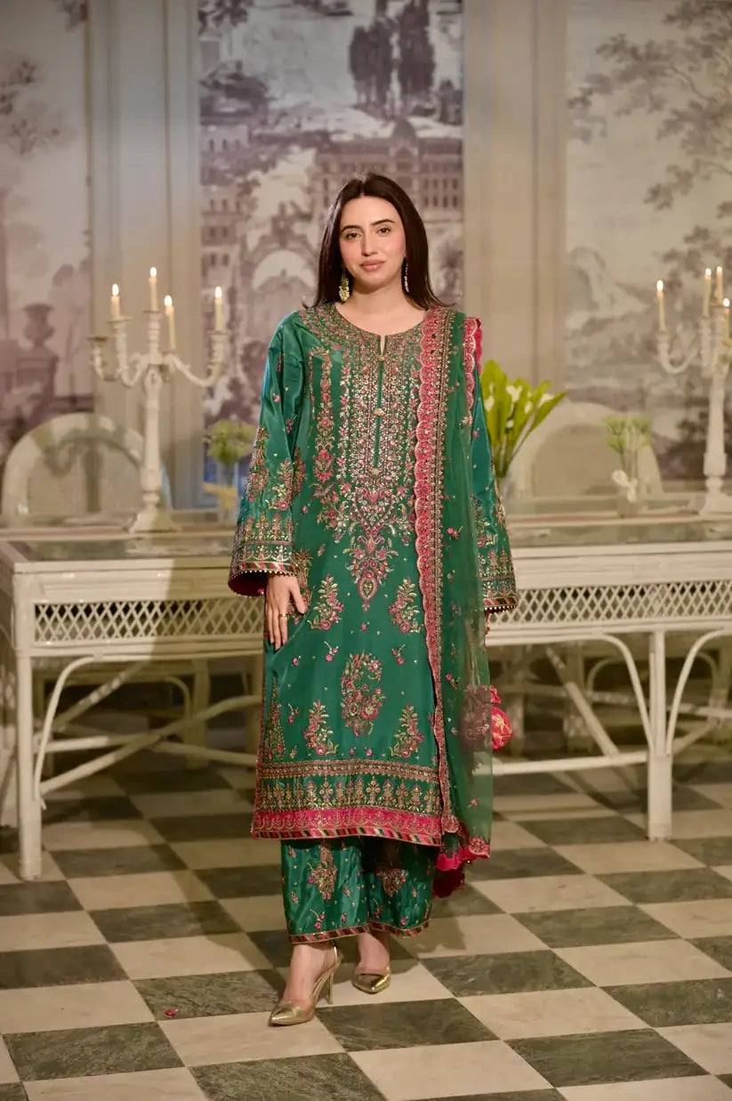 ANEELA’S LUXURY LAWN COLLECTION