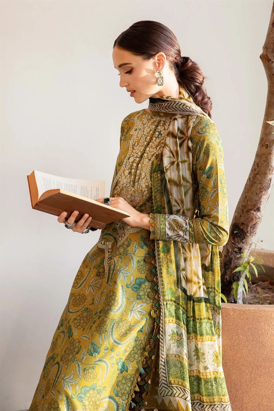 MARIA B LAWN COLLECTION