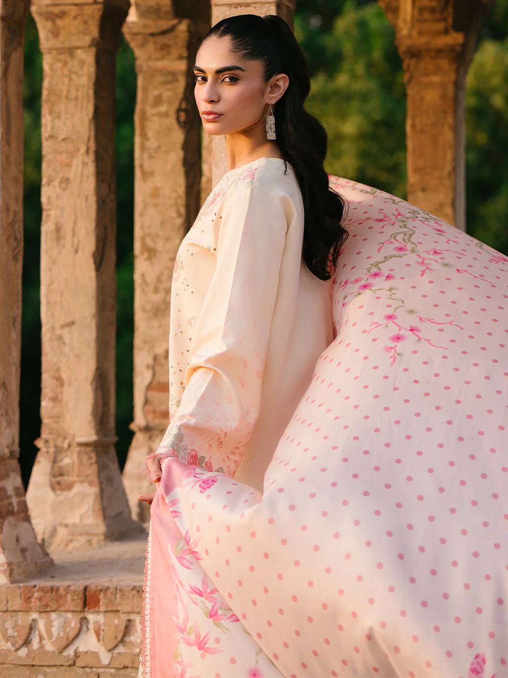 BIN ILYAS LUXURY LAWN COLLECTION
