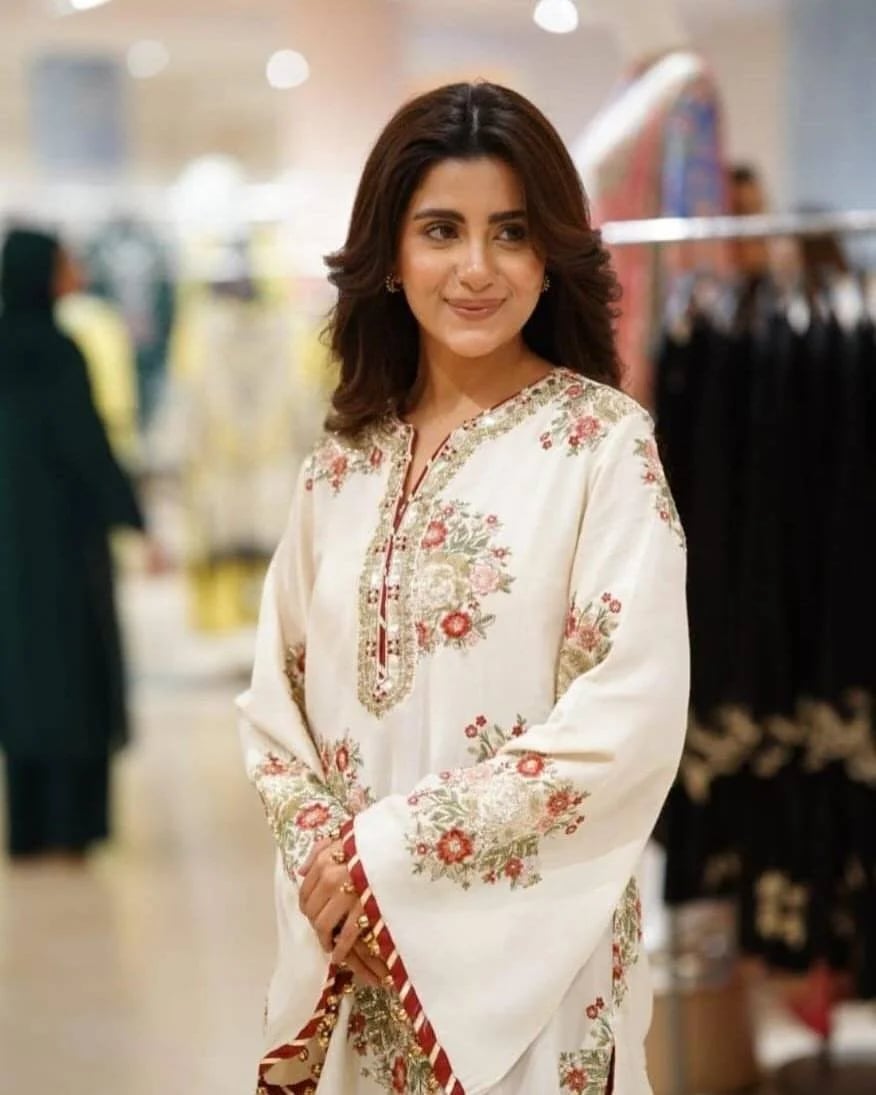ETHNC LUXURY SHEESHA SILK – SOHAIALIABRO