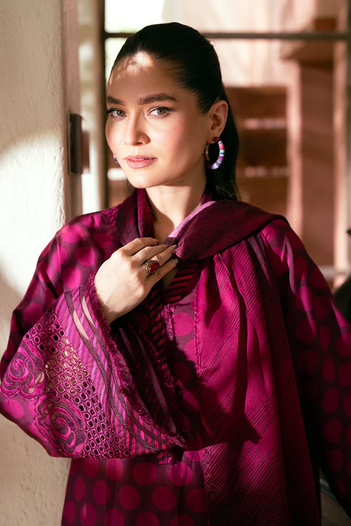 BAROQUE LAWN COLLECTION