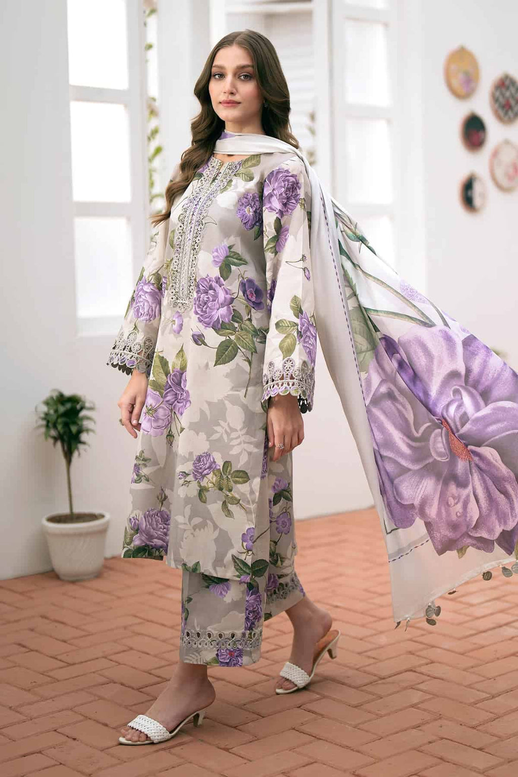BAROQUE LAWN COLLECTION