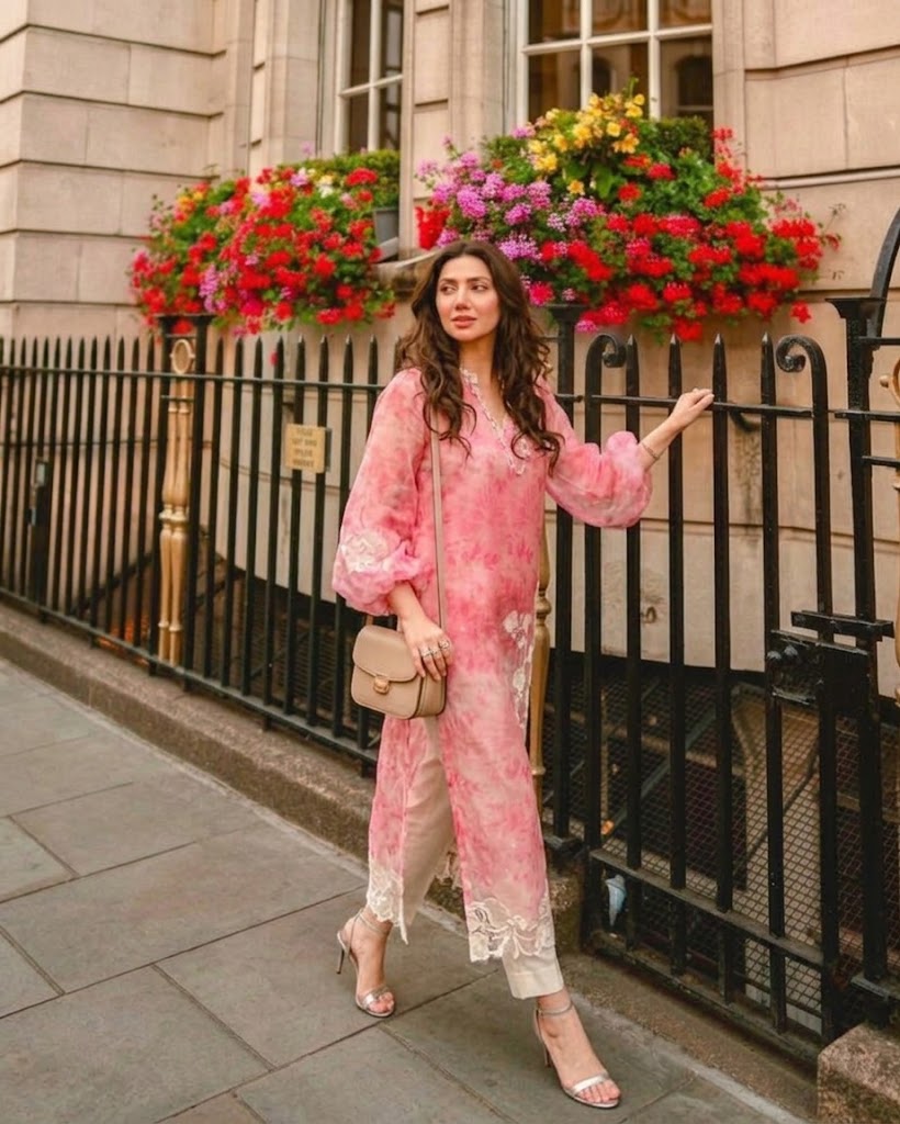 SANIA MASKATIYA LUXURY WEDDING COLLECTION