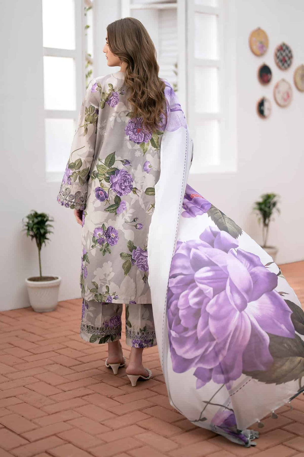 BAROQUE LAWN COLLECTION