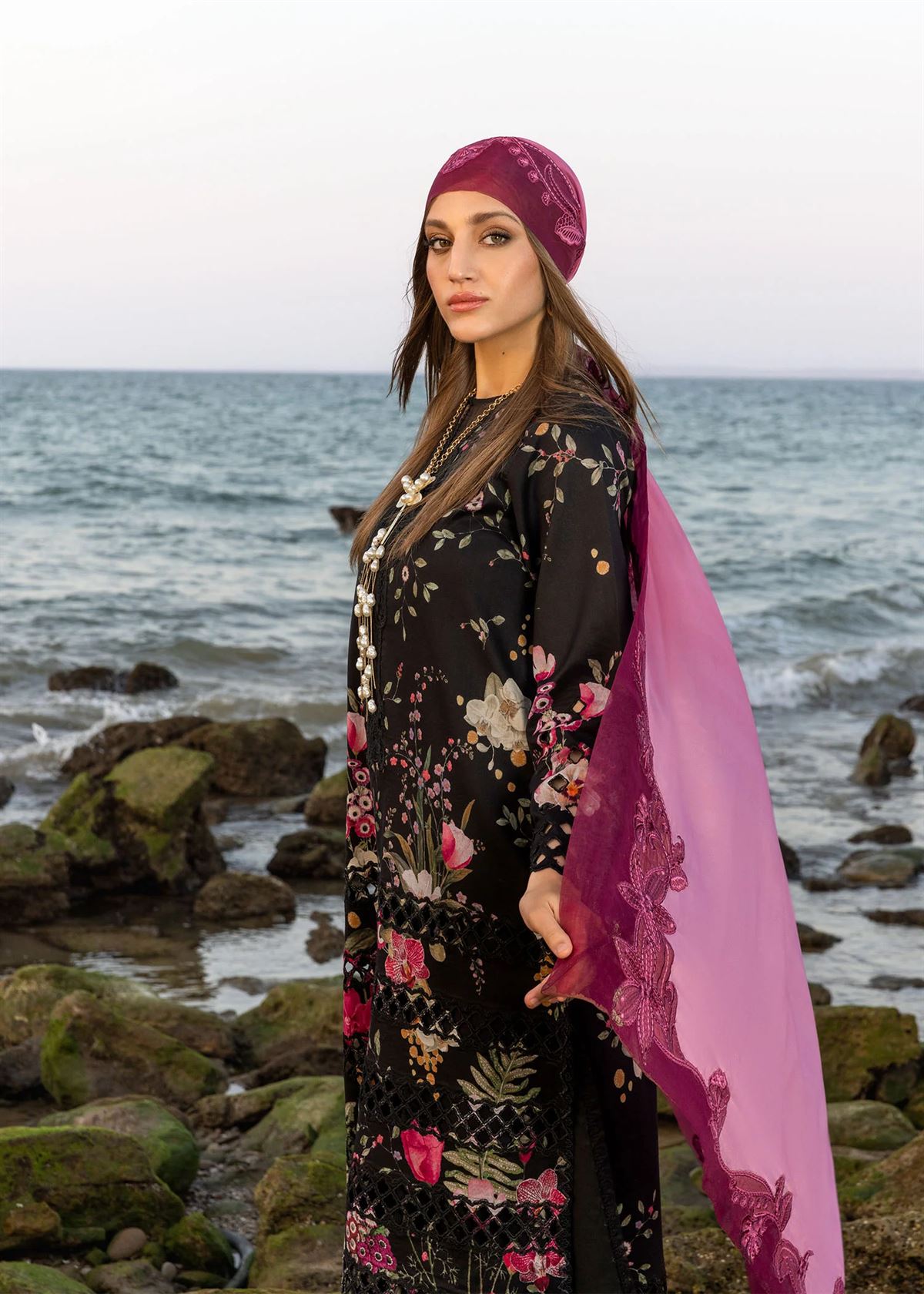 CRIMSON LAWN COLLECTION