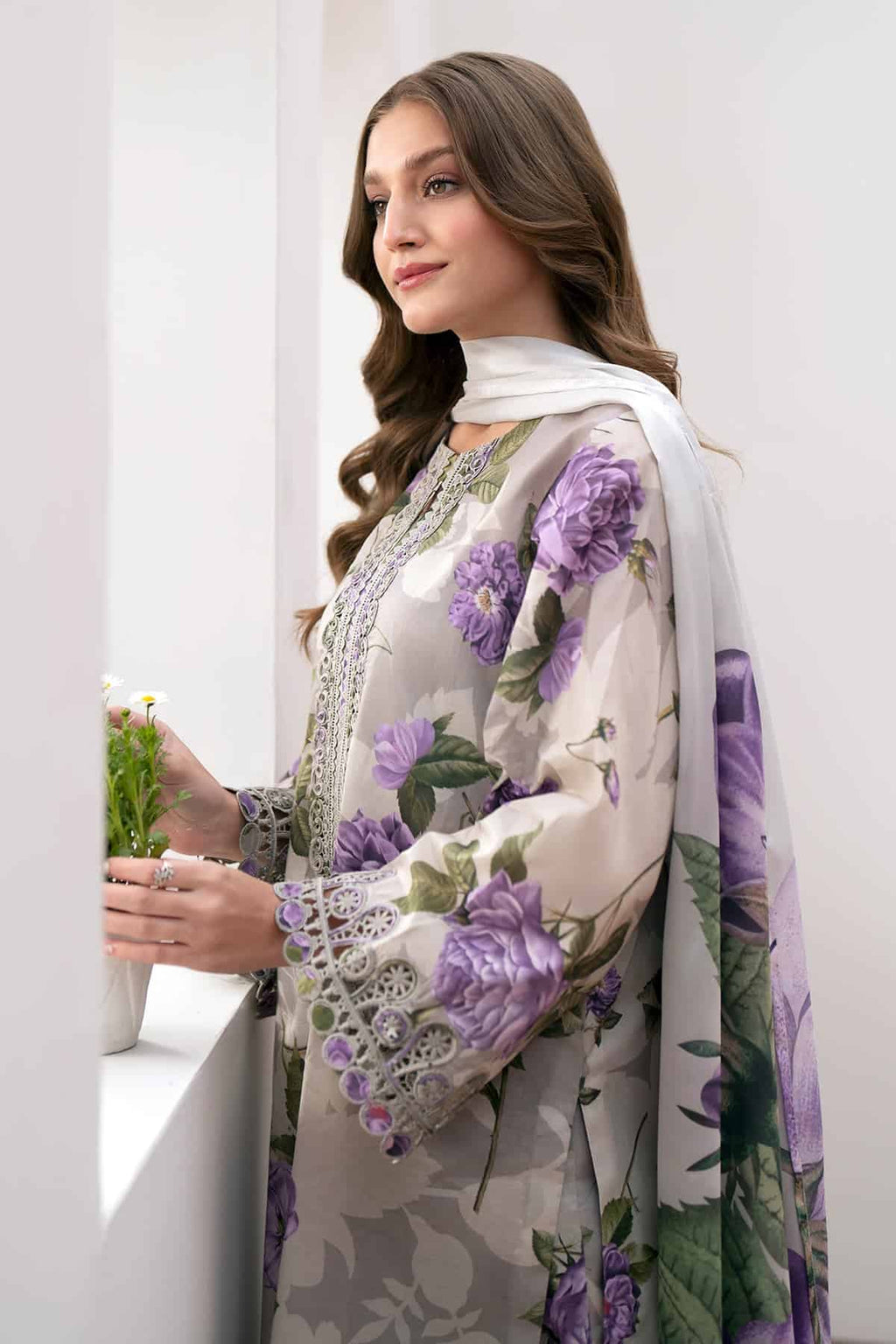 BAROQUE LAWN COLLECTION