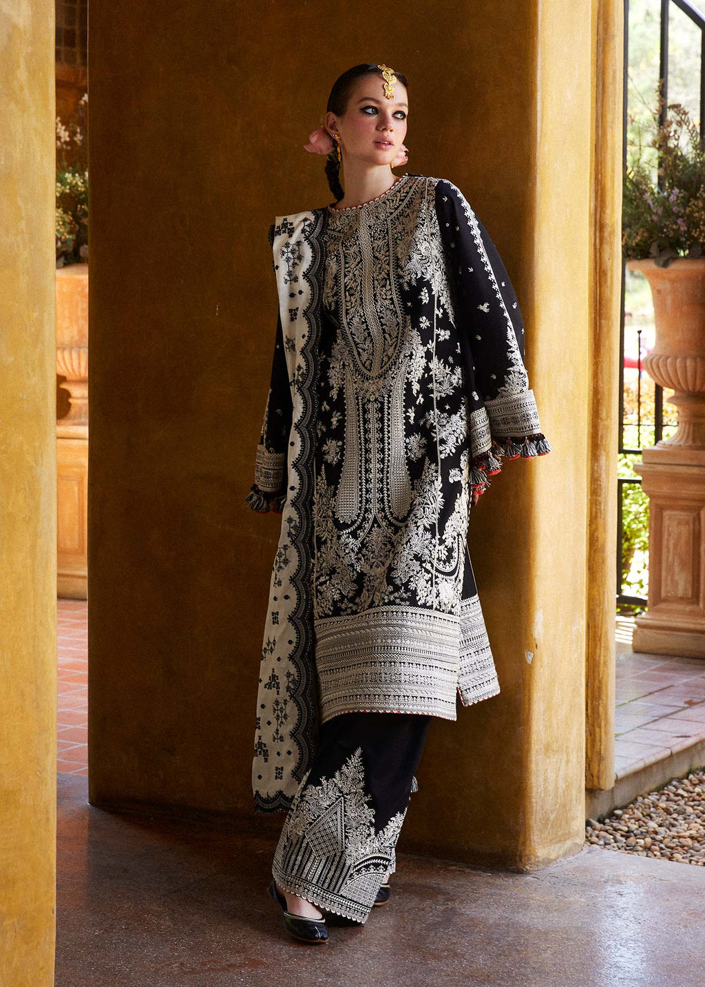 HUSSAIN REHAN LUXURY LAWN COLLECTION