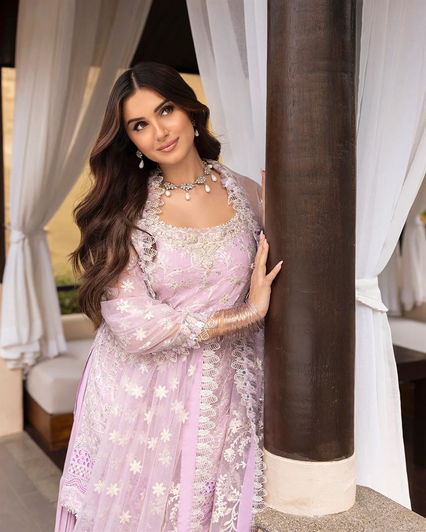 FAIZA SAQLAIN LUXUXY LAWN COLLECTION