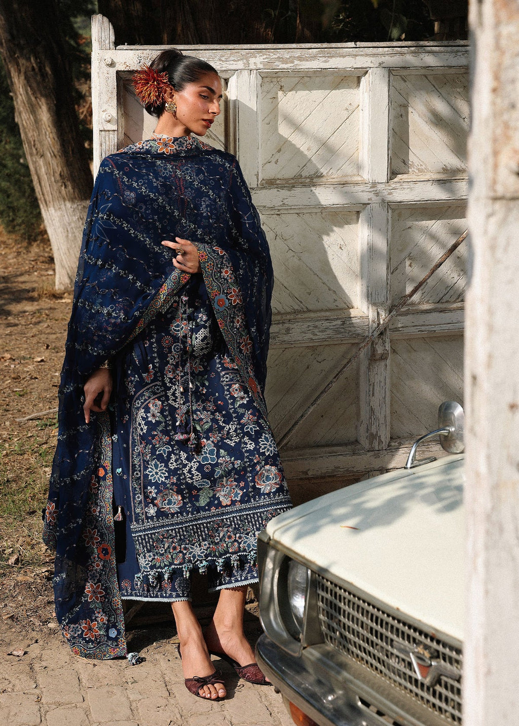 HUSSAIN REHAN LUXURY LAWN COLLECTION