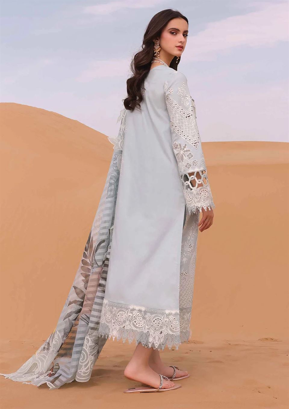 QALAMKAR LUXURY LAWN 25