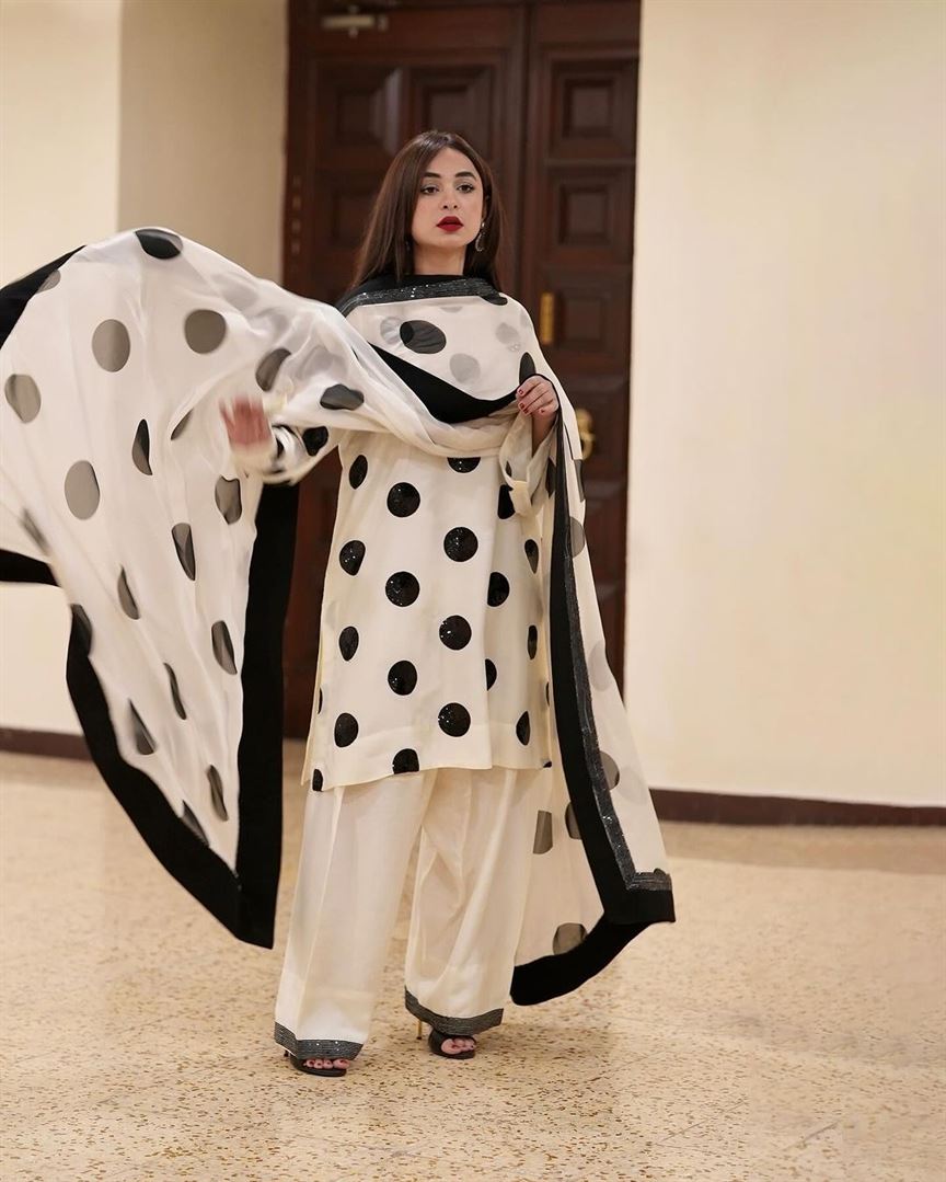 ZARA SHAHJAHAN LUXURY UNSTITCHED EMBROIDERED LAWN COLLECTION