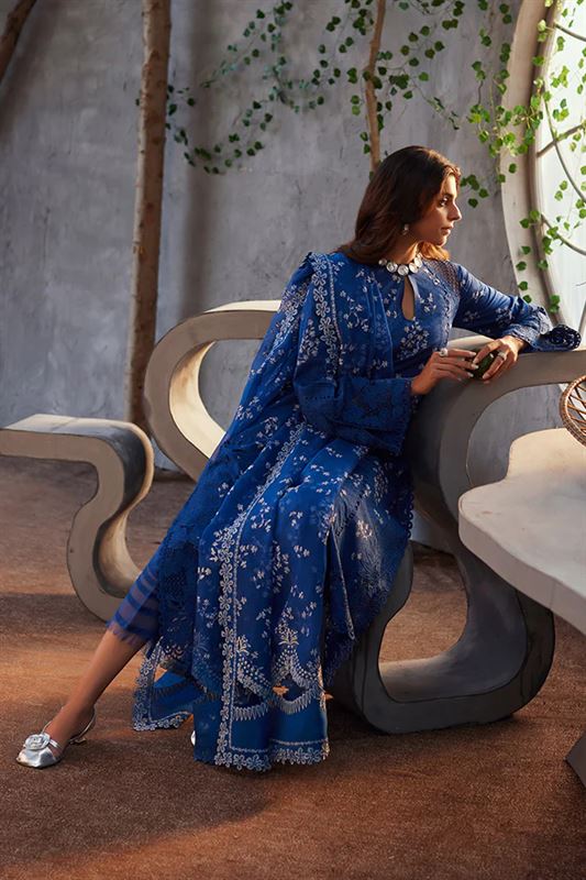 SUFFUSE LUXURY LAWN UNSTITCH