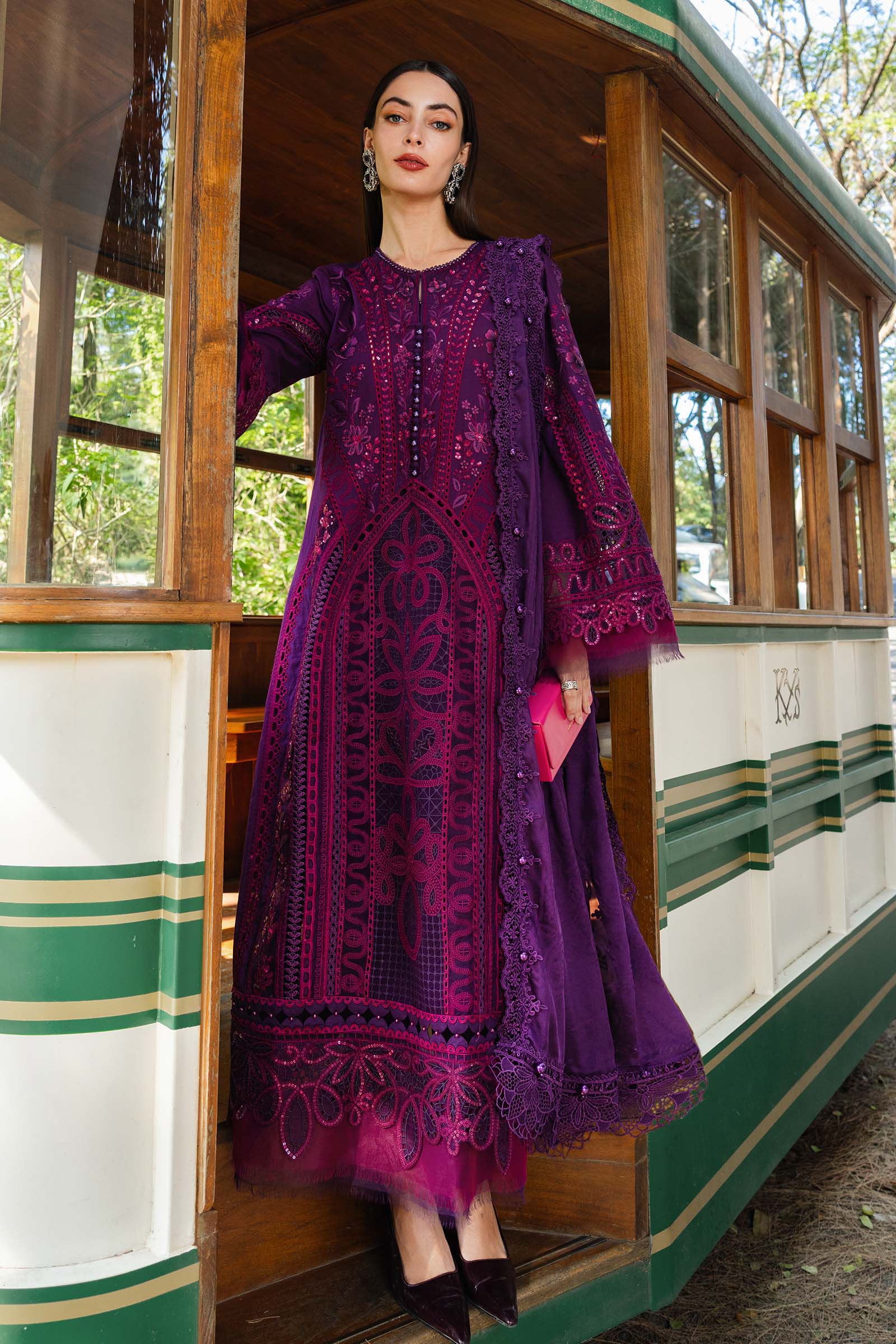 MARIA B LUXURY LAWN UNSTITCH