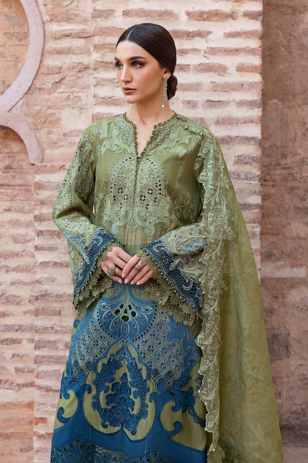 MARIA B LUXURY LAWN UNSTITCH
