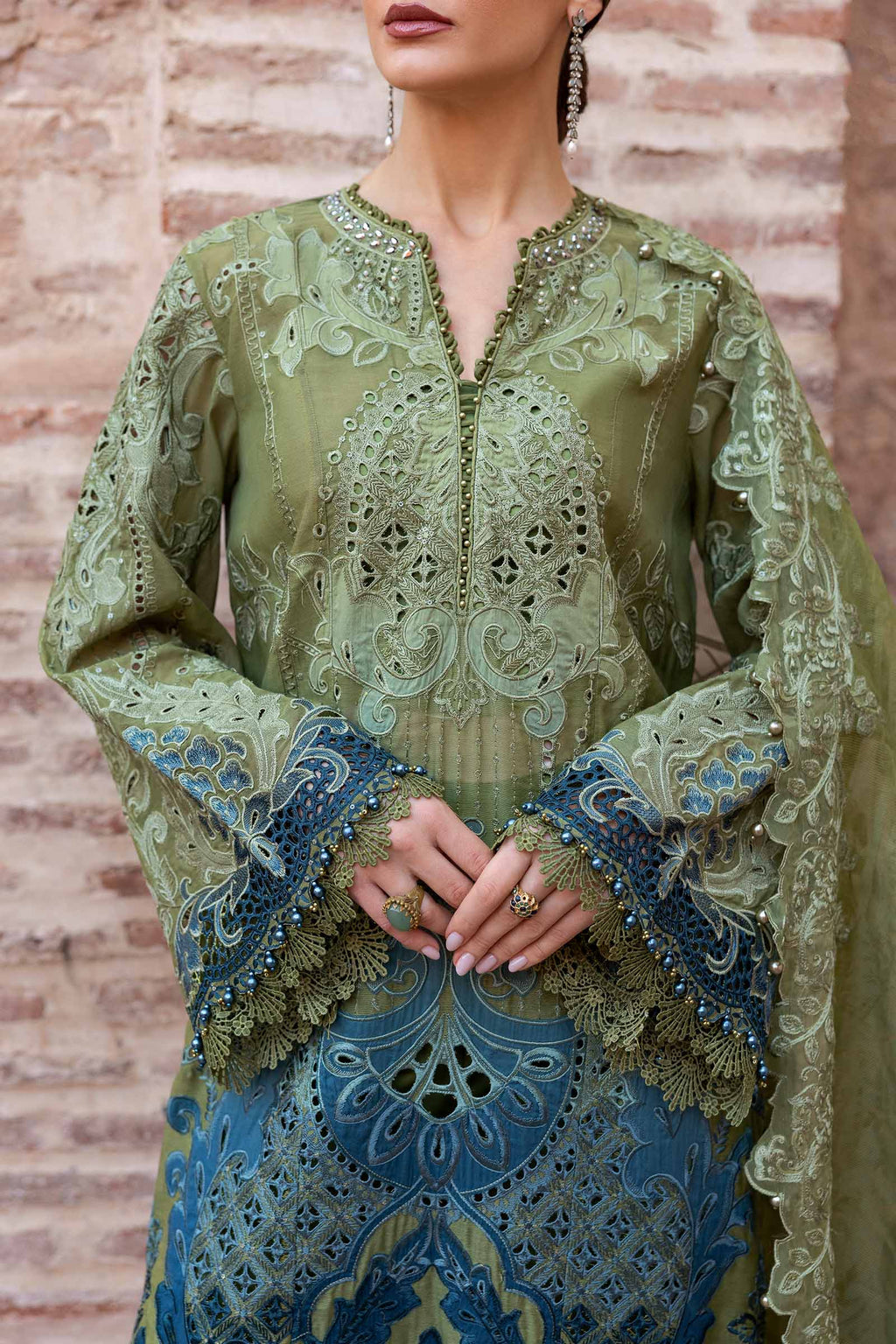 MARIA B LUXURY LAWN UNSTITCH