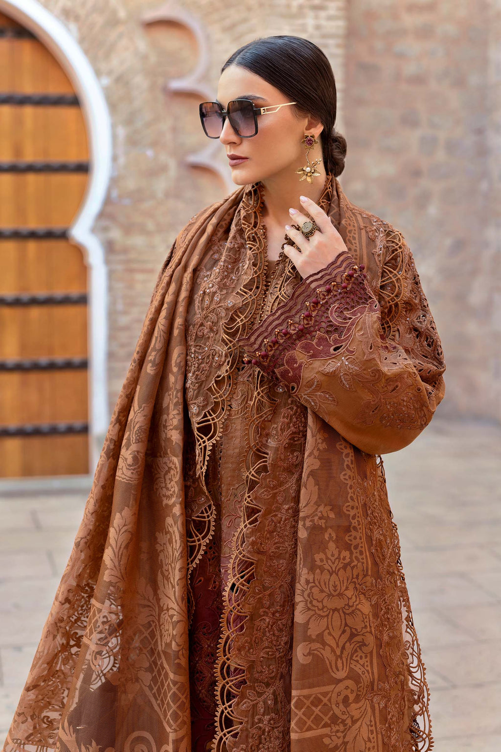MARIA B LUXURY LAWN UNSTITCH
