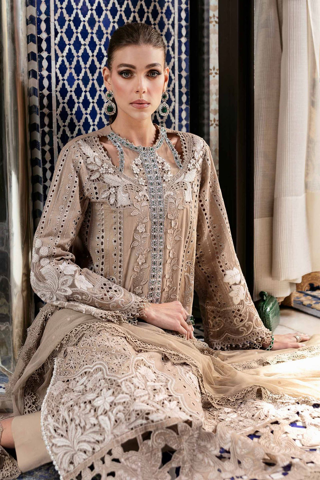 MARIA B LUXURY LAWN UNSTITCH