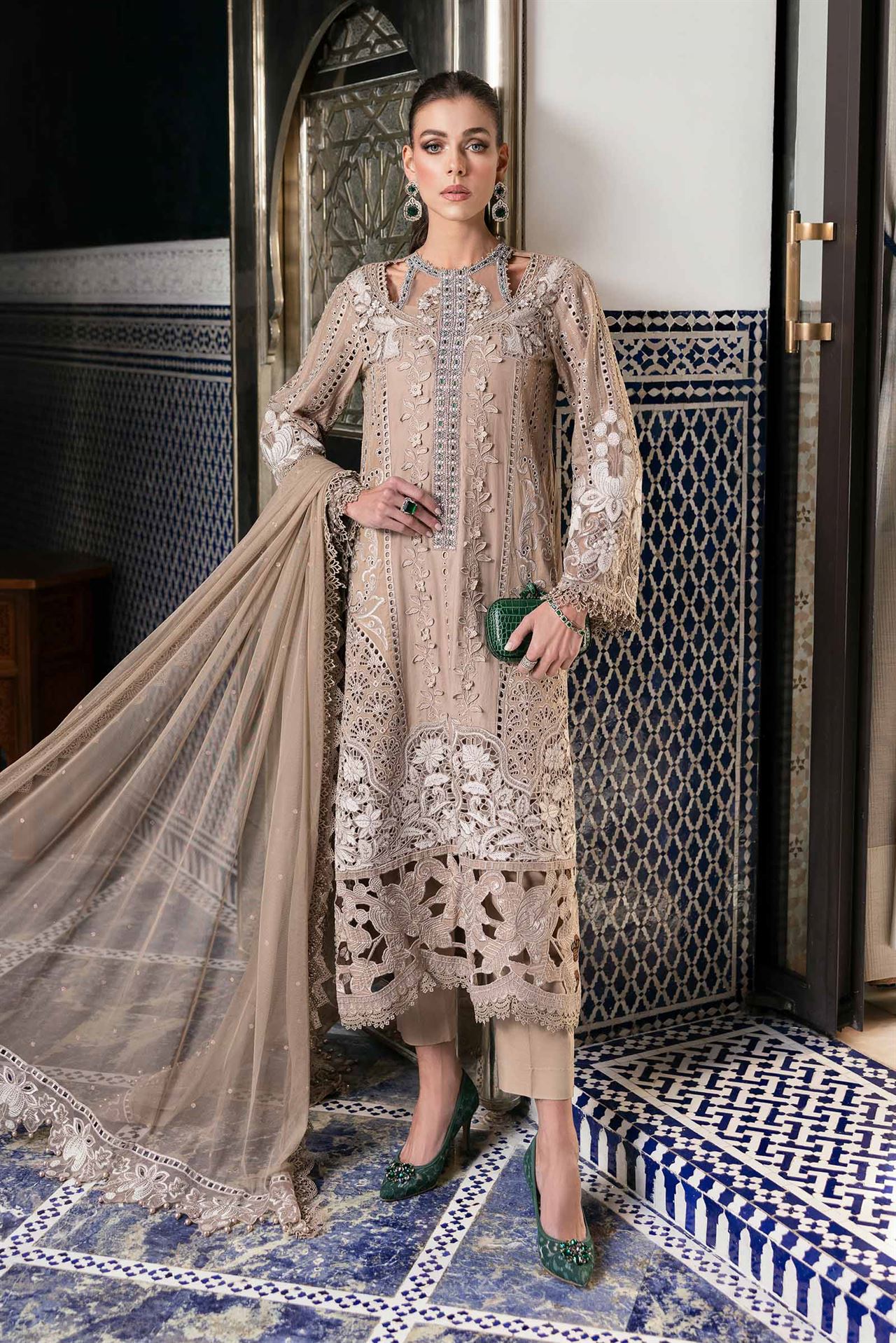 MARIA B LUXURY LAWN UNSTITCH