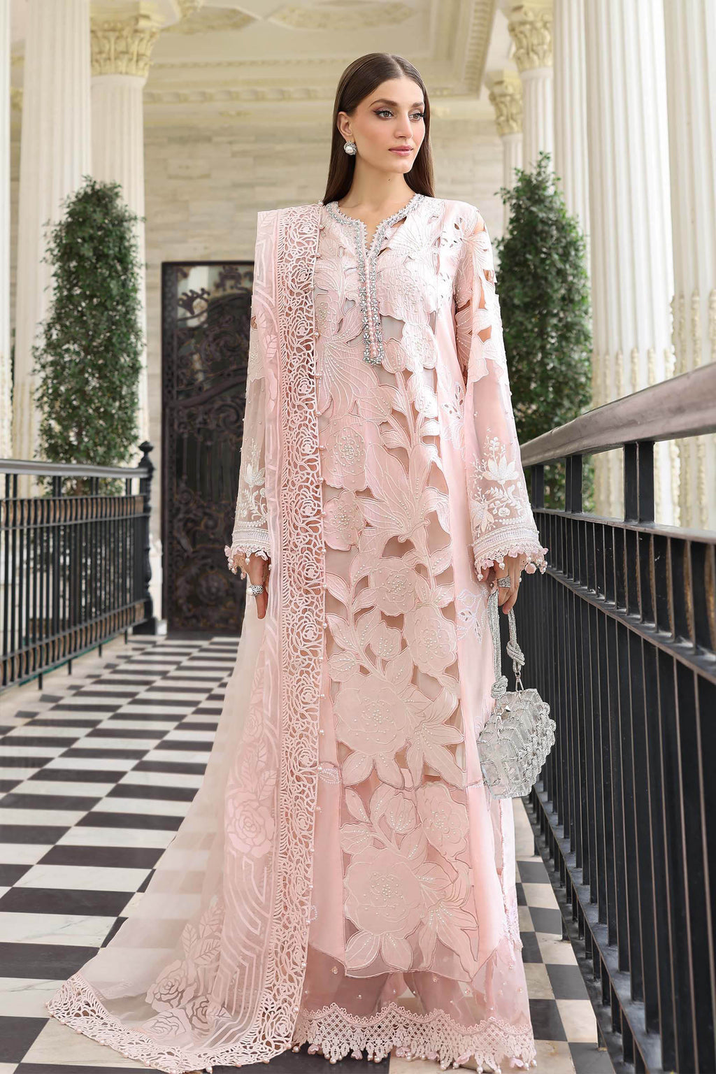 MARIA B LUXURY LAWN UNSTITCH