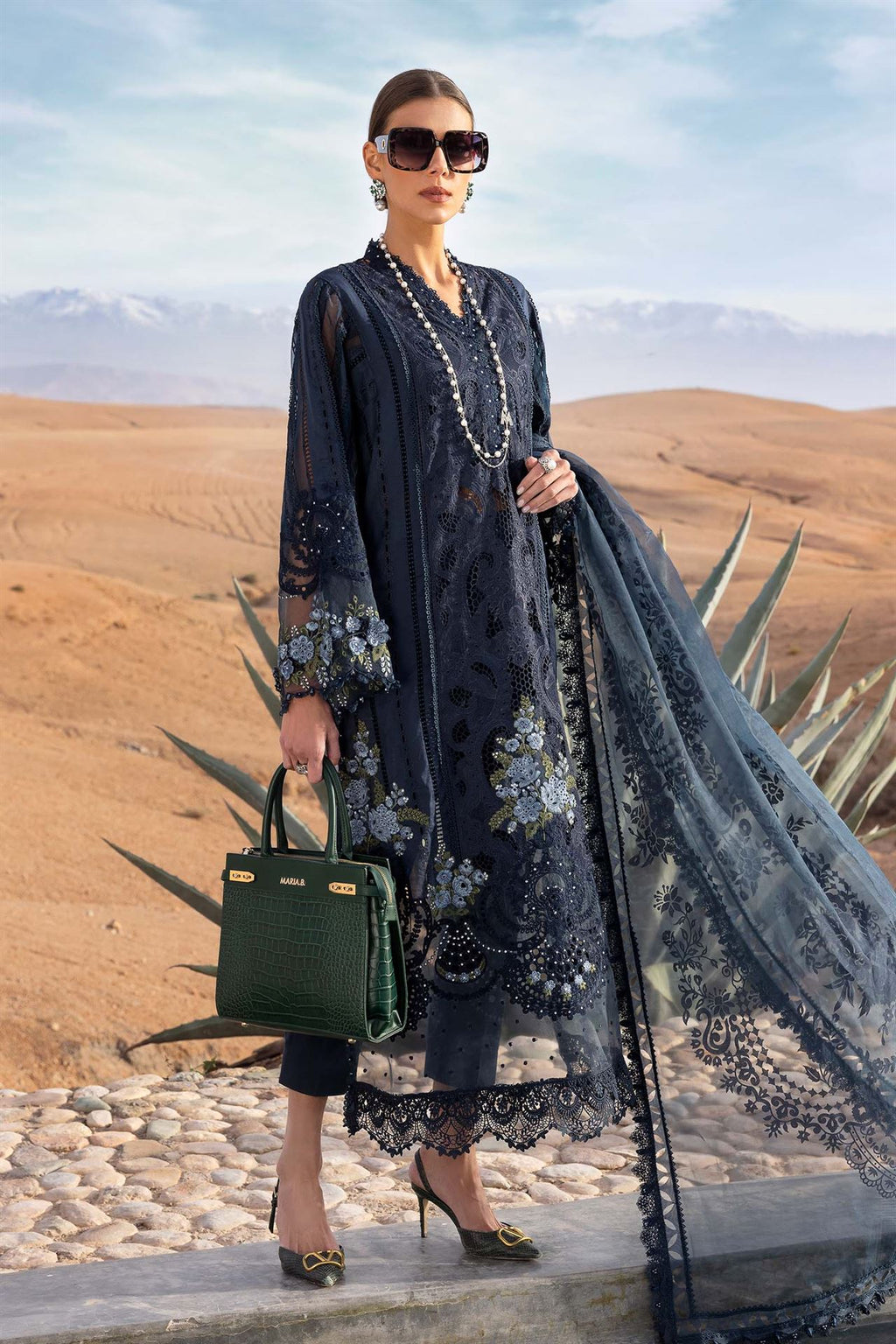 MARIA B LUXURY LAWN UNSTITCH