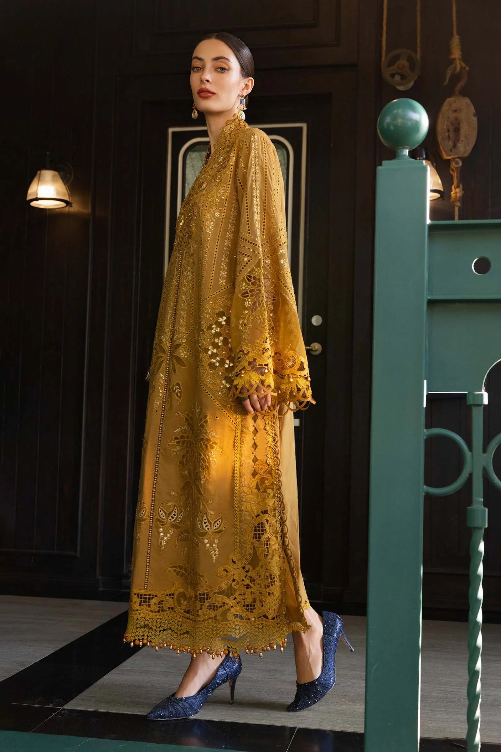 MARIA B LUXURY LAWN UNSTITCH