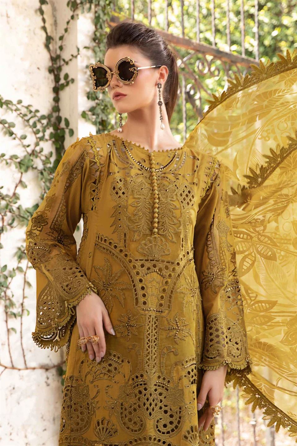 MARIA B LUXURY LAWN UNSTITCH