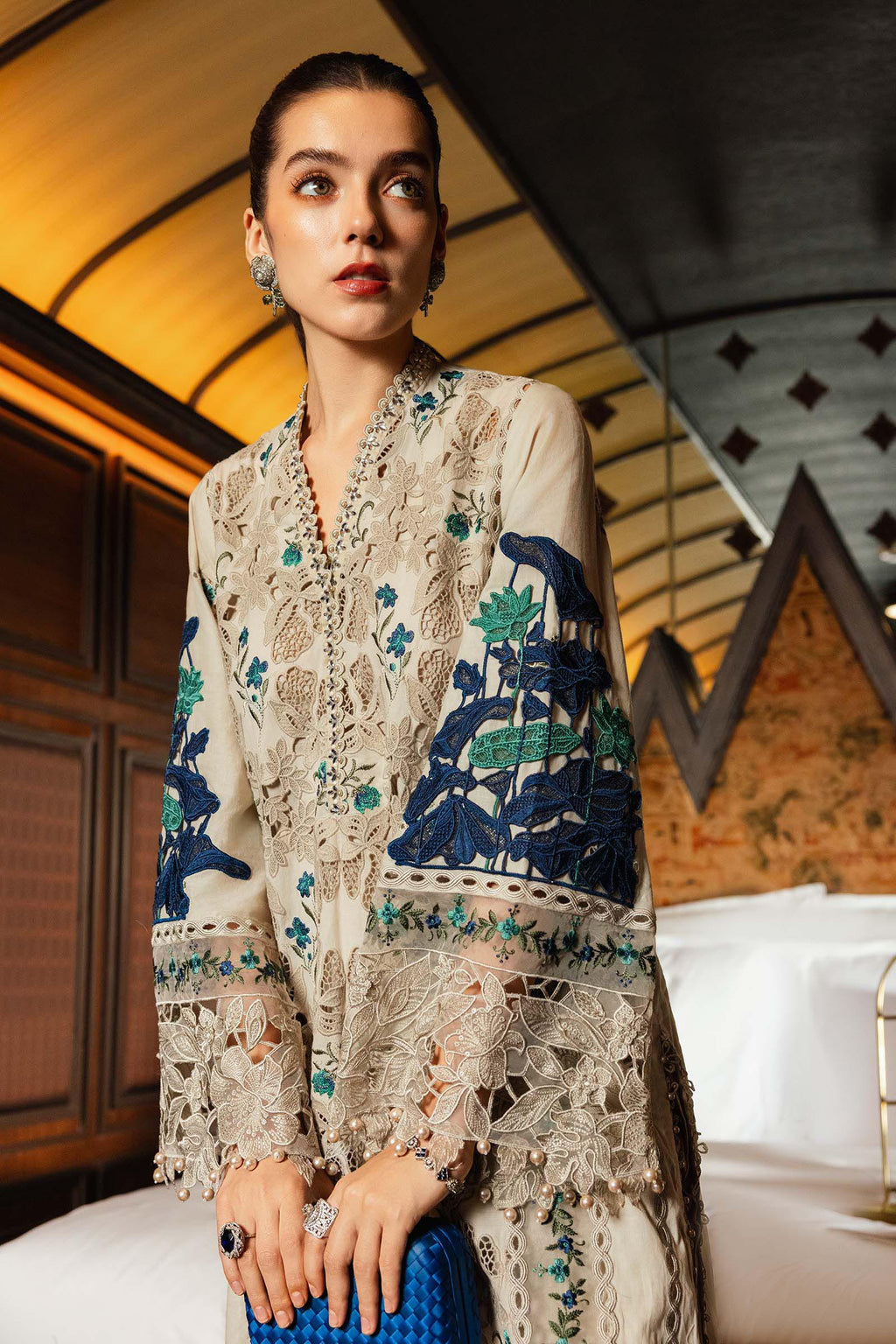 MARIA B LUXURY LAWN UNSTITCH