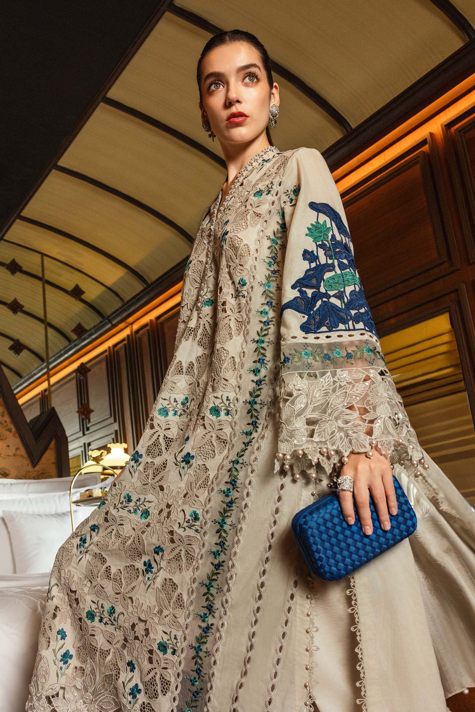 MARIA B LUXURY LAWN UNSTITCH