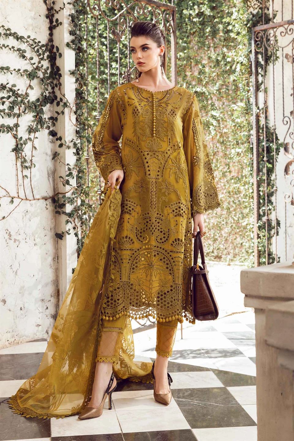 MARIA B LUXURY LAWN UNSTITCH
