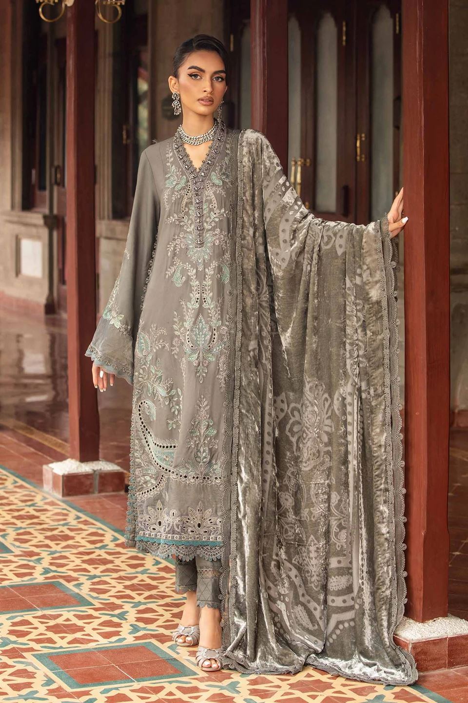 MARIA B LAWN COLLECTION