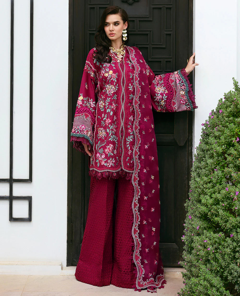 REPUBLIC WOMANSWEAR LUXURY LAWN COLLECTION