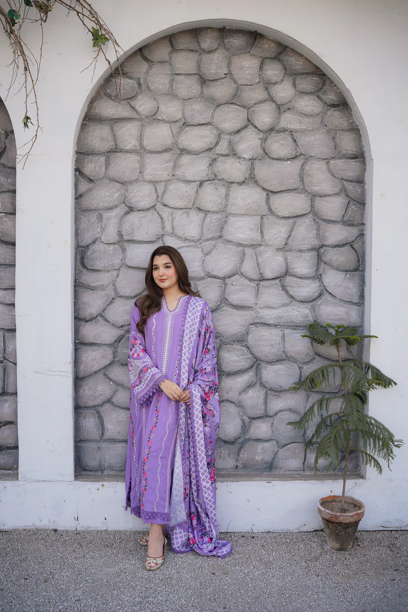 ANEELA’S LUXURY LAWN COLLECTION