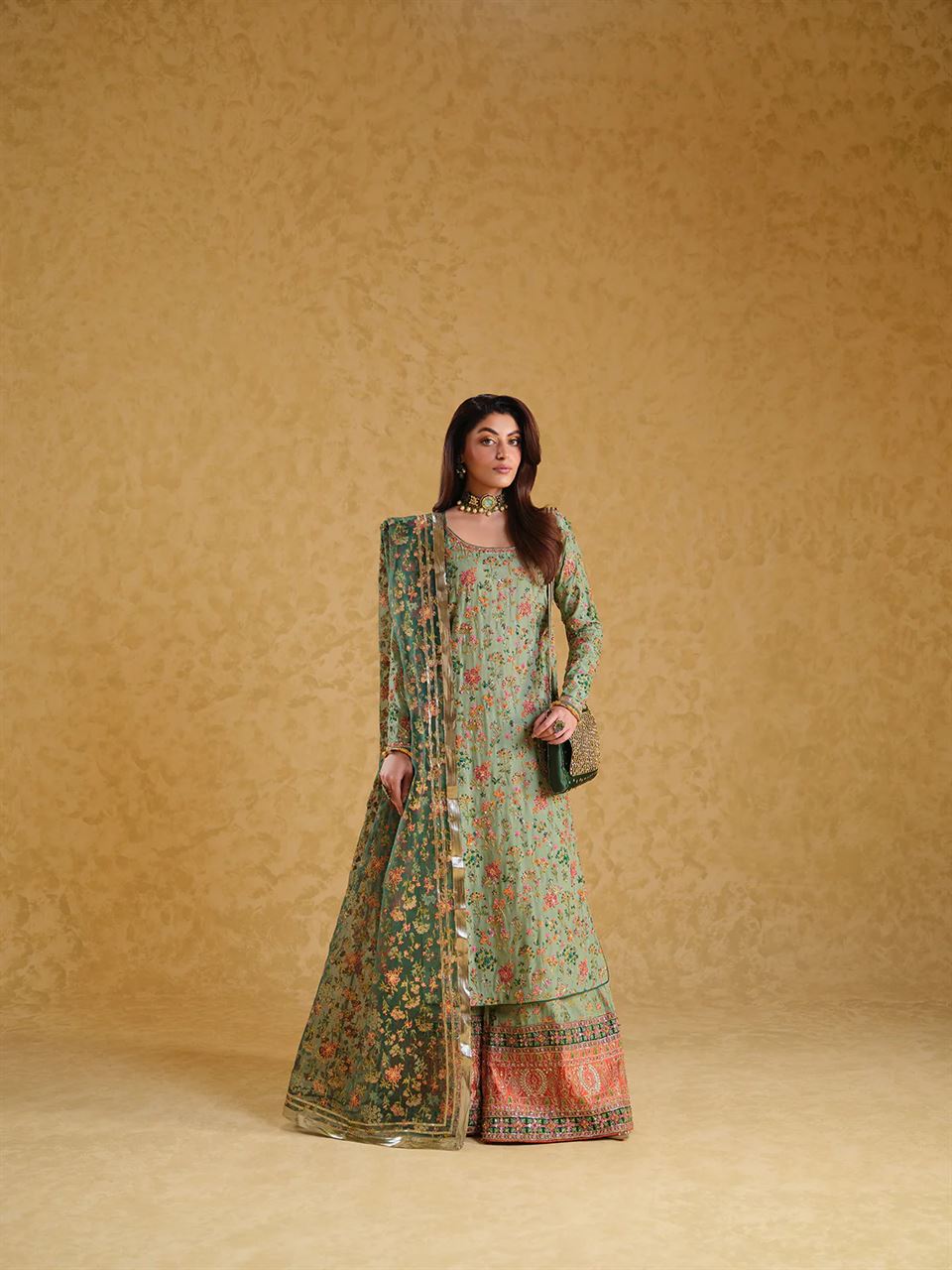 NEELO'S RAW SILK COLLECTION (MEERAS -Clutch)