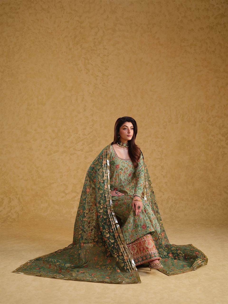 NEELO'S RAW SILK COLLECTION (MEERAS -Clutch)