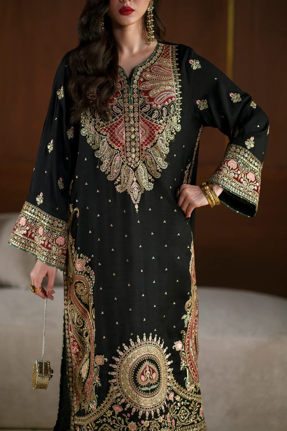 ETHNC KAFTAN EMBROIDERED SILK COLLECTION