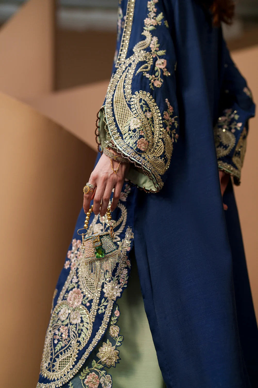 ETHNC KAFTAN EMBROIDERED SILK COLLECTION