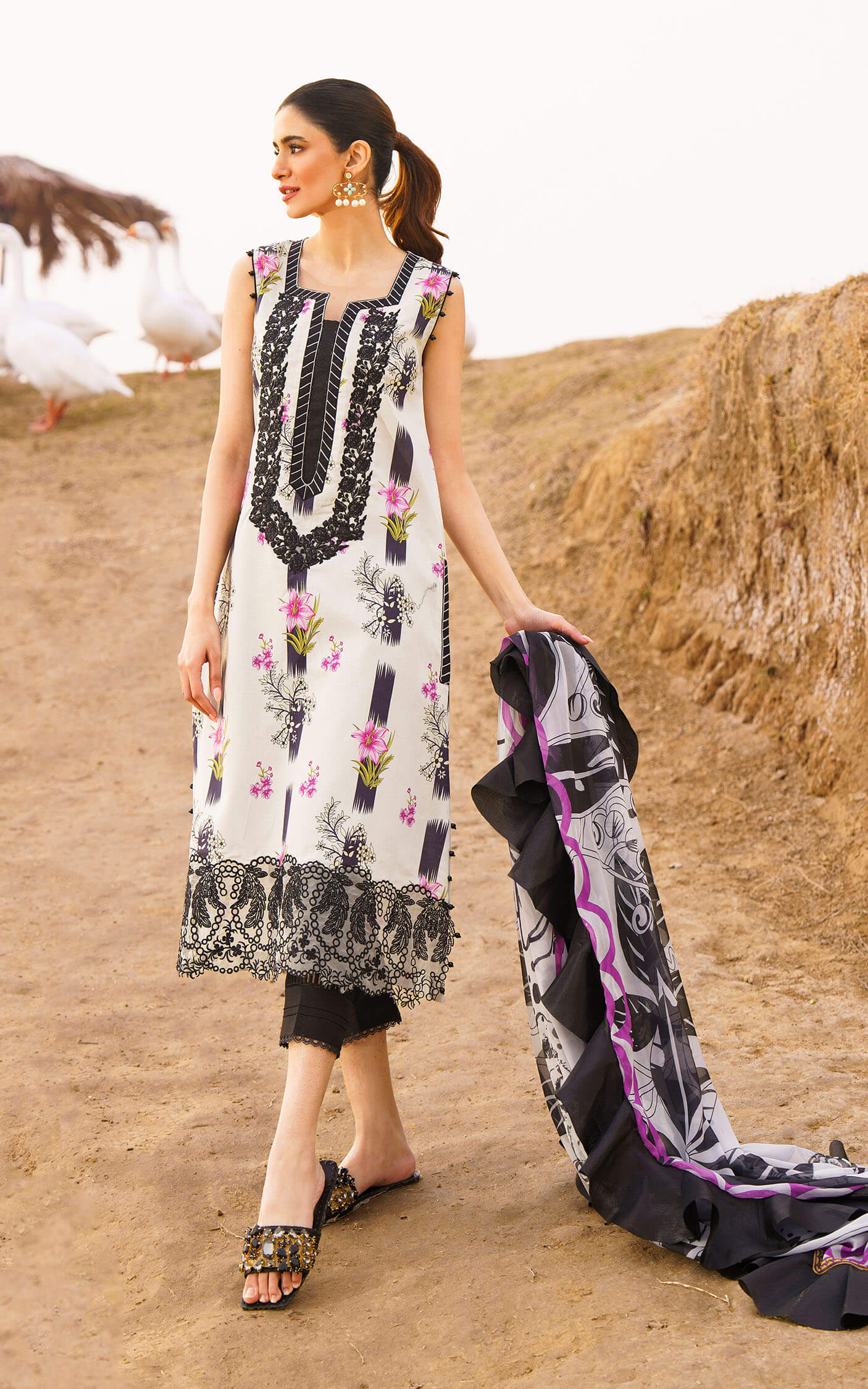 ASIFA &amp; NABEEL LAWN COLLECTION