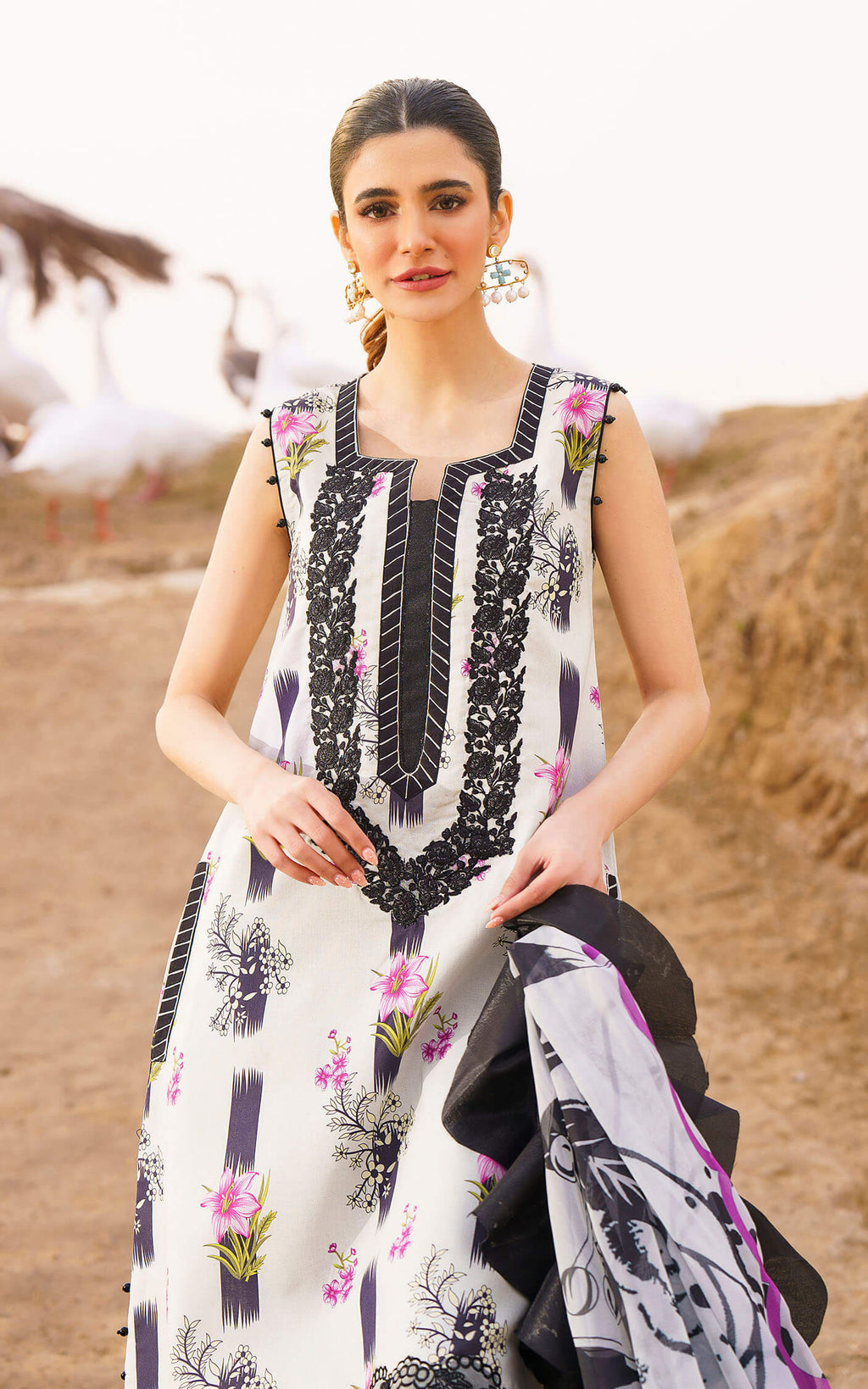 ASIFA &amp; NABEEL LAWN COLLECTION
