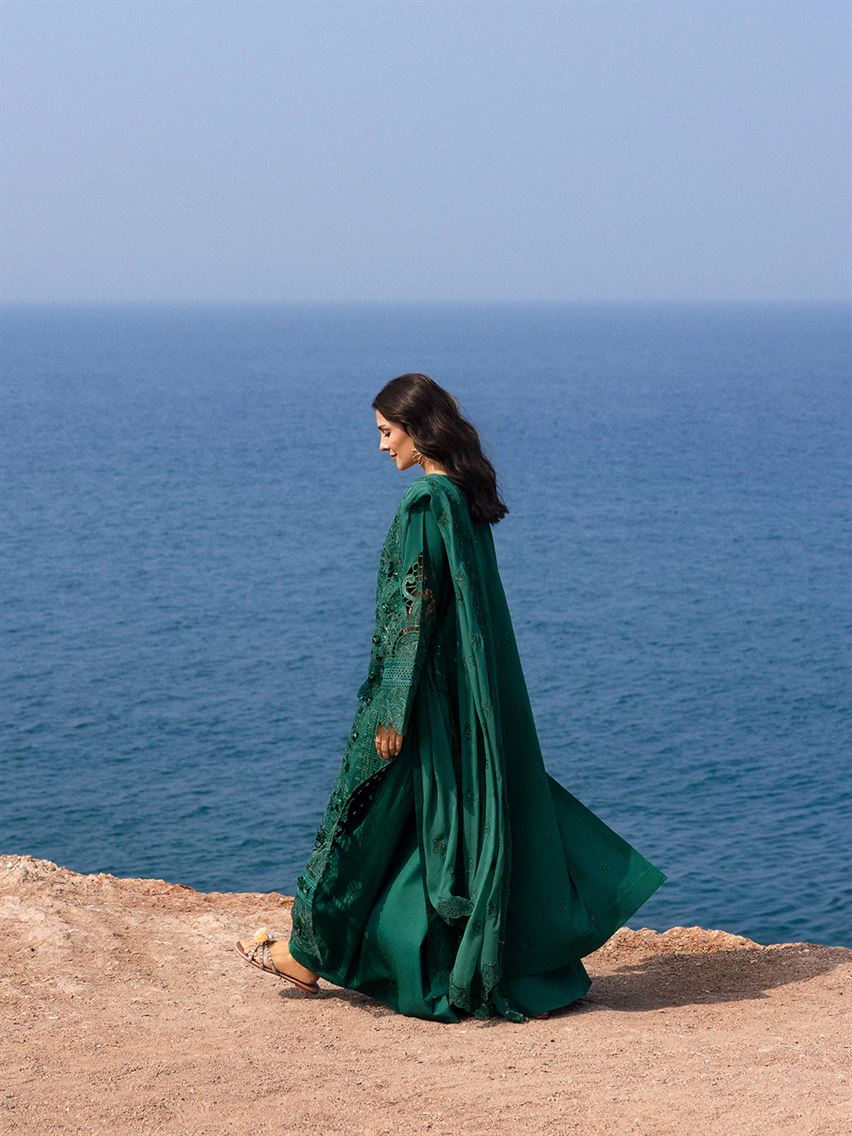 MAHNUR Luxury Lawn 3 PC Unstitched  (Eirene)